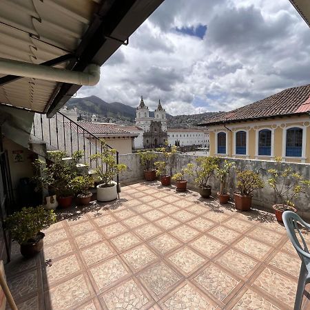 Hostal Benalcazar キト エクステリア 写真