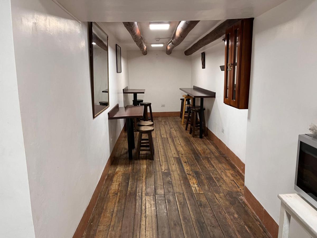 Hostal Benalcazar キト エクステリア 写真
